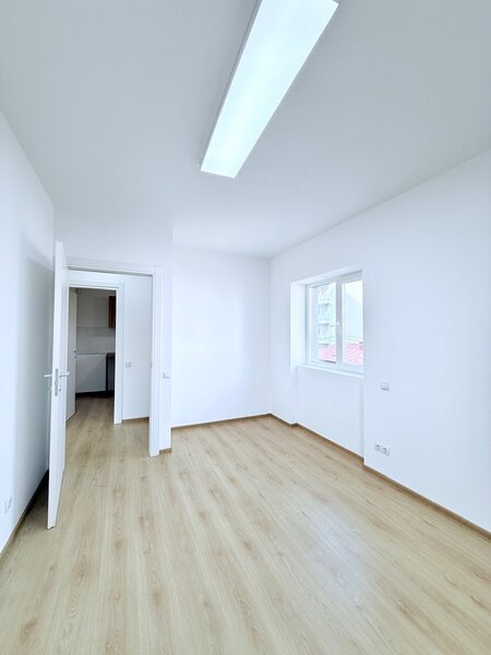 Unirii, 13 Septembrie, Casa Poporului, Hotelul Marriott, bloc 2022.