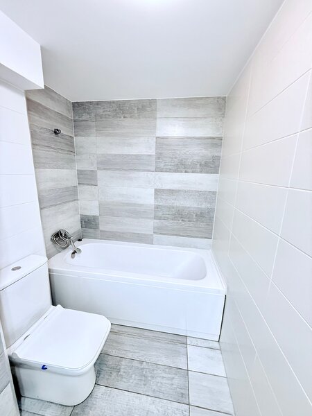 Unirii, 13 Septembrie, Casa Poporului, Hotelul Marriott, bloc 2022.