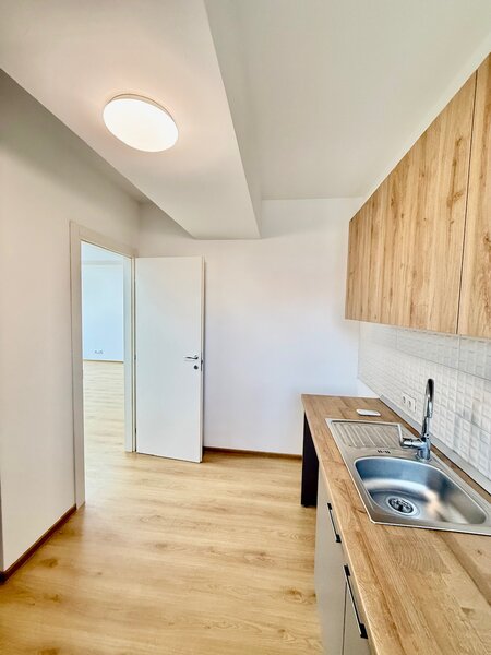 Unirii, 13 Septembrie, Casa Poporului, Hotelul Marriott, bloc 2022.